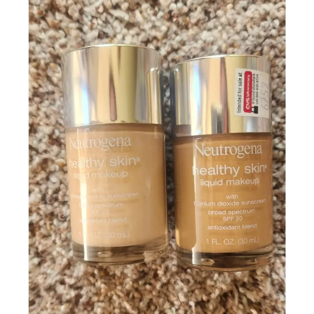 Neutrogena Healthy Skin Liquid Foundation, 10 Classic Ivory, 1 fl. oz..